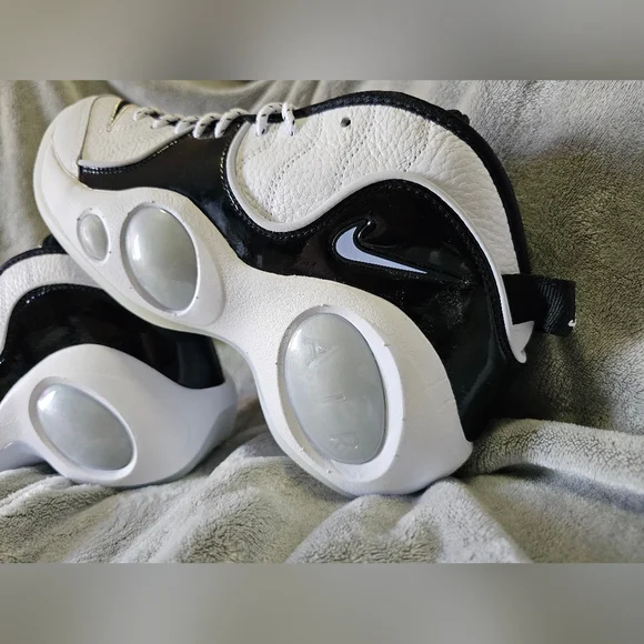 Nike Air Zoom Flight 95 "Black Patent" DV0820-100 Basketball Mens Size 10 - Picture 9 of 16